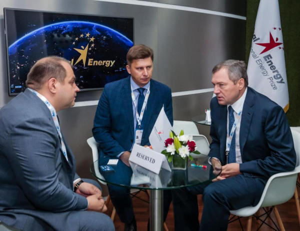Участие во  Всемирном энергетическом конгрессе в Абу-Даби (ОАЭ)