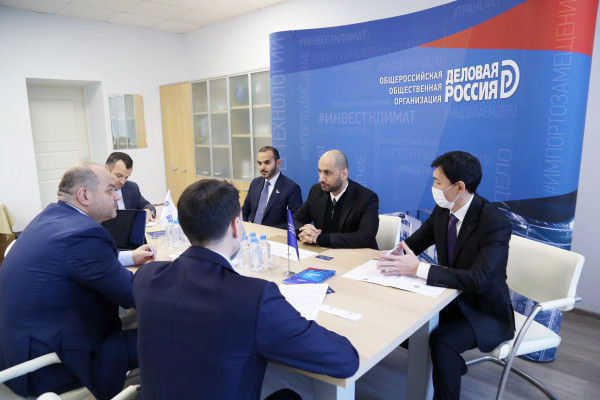 Максим Загорнов провел переговоры с заместителем посла ОАЭ в России