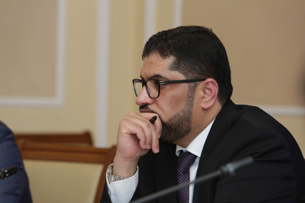 Бизнес-посол «Деловой России» в ОАЭ Максим Загорнов провел расширенную встречу с Послом ОАЭ в РФ Мухаммедом Ахмедом Аль-Джабером