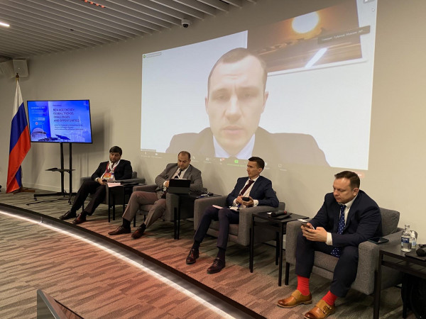 В рамках бизнес-форума на EXPO-2020 эксперты обсудили будущее энергетической отрасли на панельной сессии «Деловой России» и Ассоциации малой энергетики