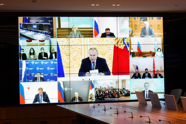 Президент России Владимир Путин принял участие в форуме «Деловой России»