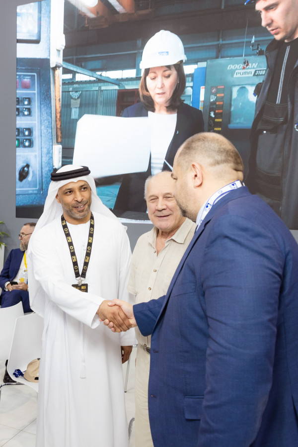 Более 100 b2b-встреч провела команда «Деловой России» на ADIPEC-2022