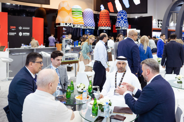 Более 100 b2b-встреч провела команда «Деловой России» на ADIPEC-2022