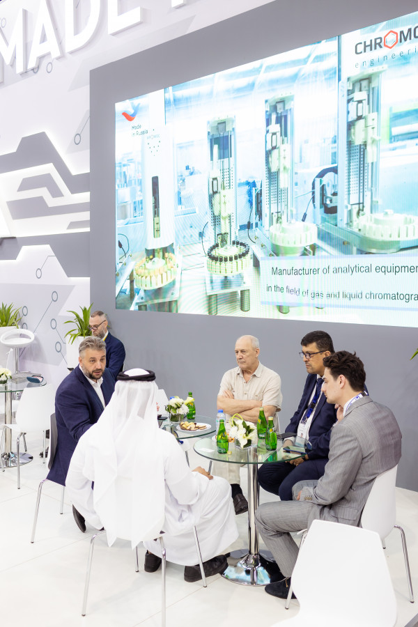 Более 100 b2b-встреч провела команда «Деловой России» на ADIPEC-2022