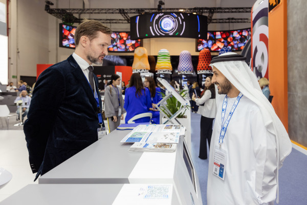 Более 100 b2b-встреч провела команда «Деловой России» на ADIPEC-2022