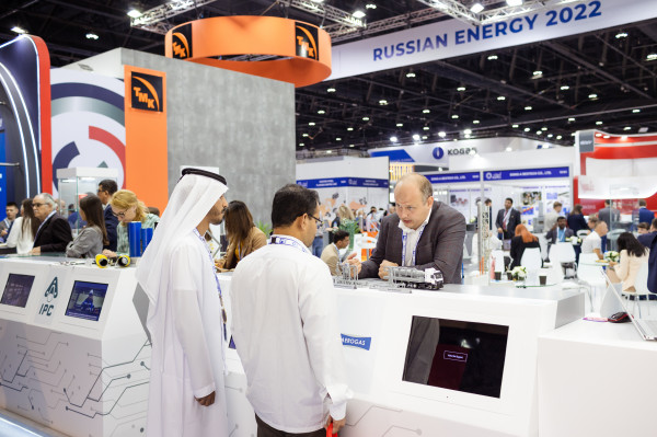 Более 100 b2b-встреч провела команда «Деловой России» на ADIPEC-2022