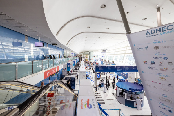 Более 100 b2b-встреч провела команда «Деловой России» на ADIPEC-2022