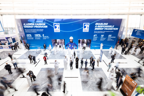 Более 100 b2b-встреч провела команда «Деловой России» на ADIPEC-2022