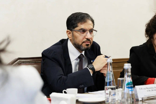 Посол ОАЭ посетил Президентскую академию в Москве