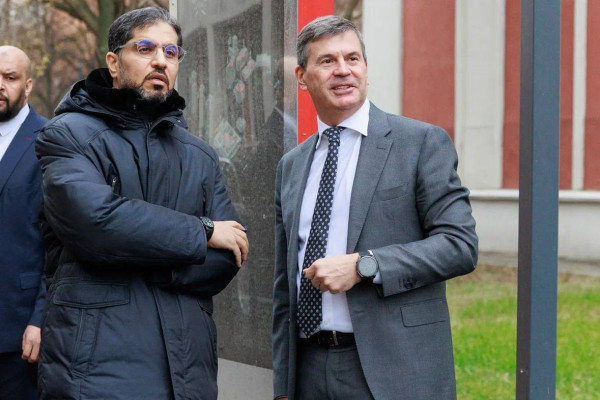 Посол ОАЭ посетил Президентскую академию в Москве