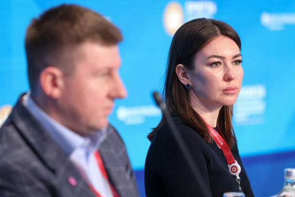 Новые пути технологического взаимодействия России и ОАЭ обсудили на ПМЭФ-2026