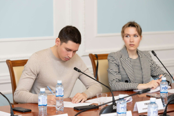 Интеграцию технологий искусственного интеллекта и электроэнергетики обсудили на заседании  подкомитета по малой генерации «Деловой России»